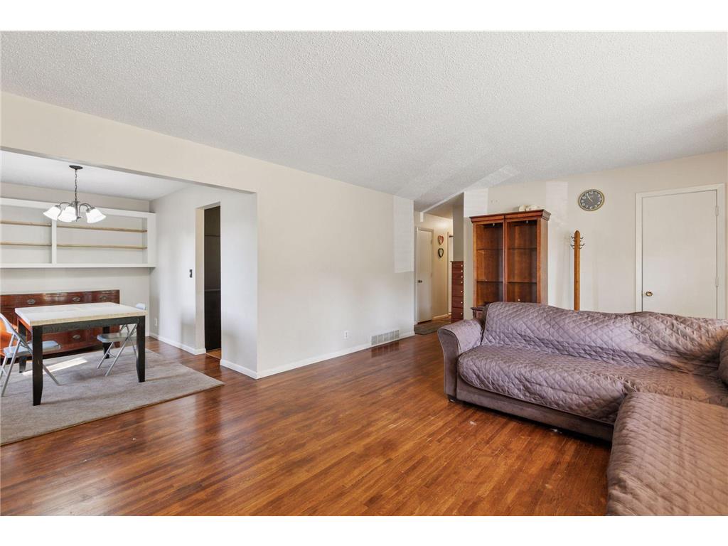 6733 Emerson Avenue N Brooklyn Center MN 55430 6776850 image9