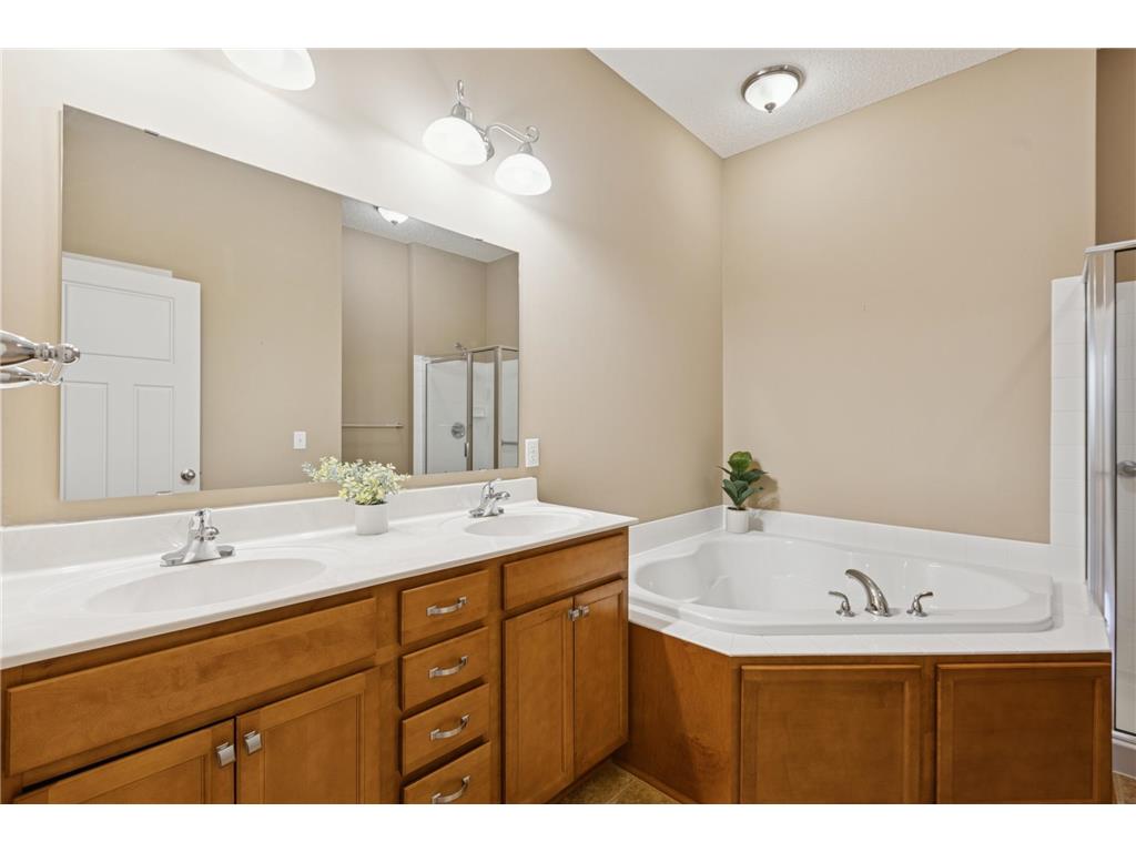 6736 99th Avenue N Brooklyn Park MN 55445 6801691 image17