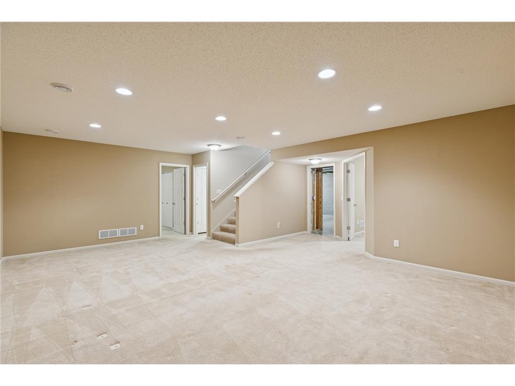 6736 99th Avenue N Brooklyn Park MN 55445 6801691 image22