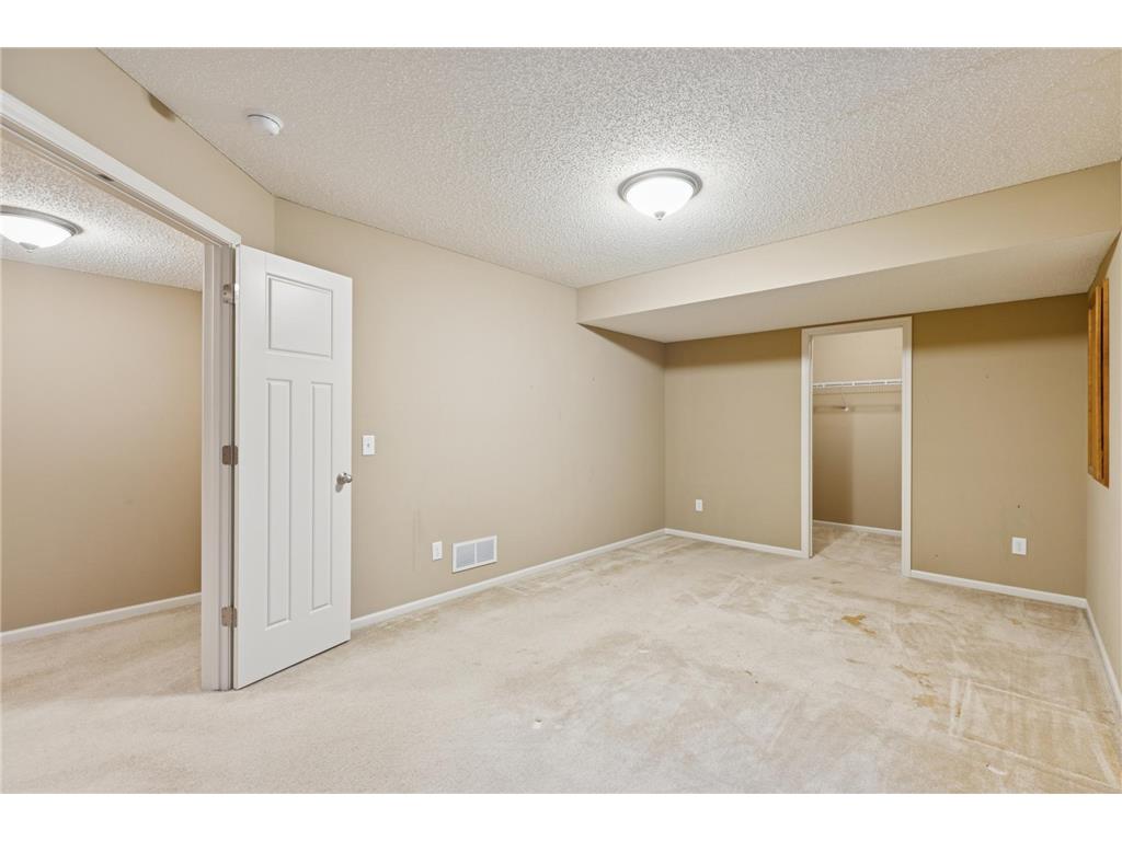 6736 99th Avenue N Brooklyn Park MN 55445 6801691 image29