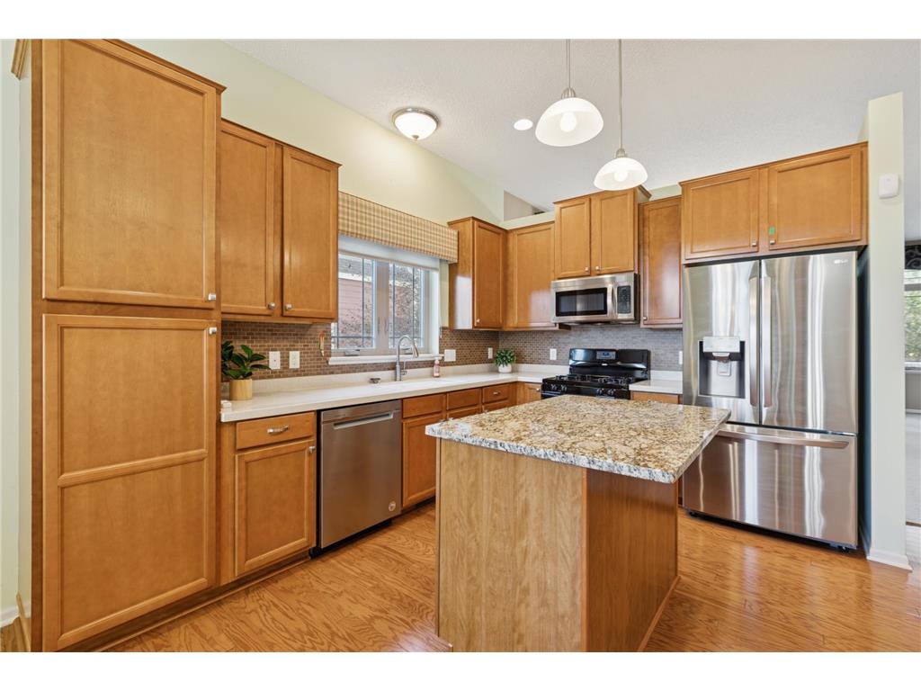 6736 99th Avenue N Brooklyn Park MN 55445 6801691 image7