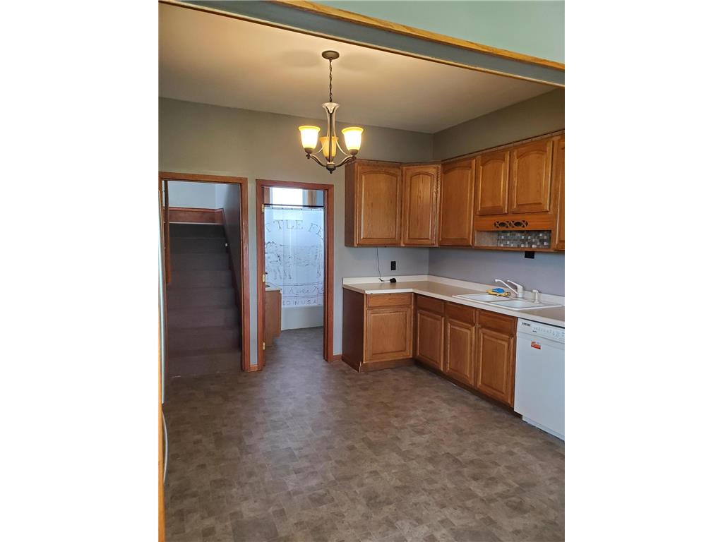 674 2nd Street, Dawson, MN, 56232 MLS 6492334 Edina Realty