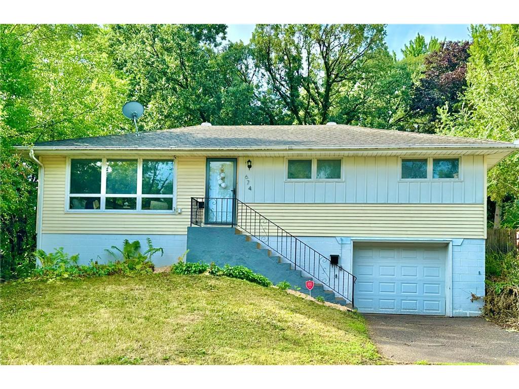674 47th Avenue NE Columbia Heights MN 55421 6408275 image1