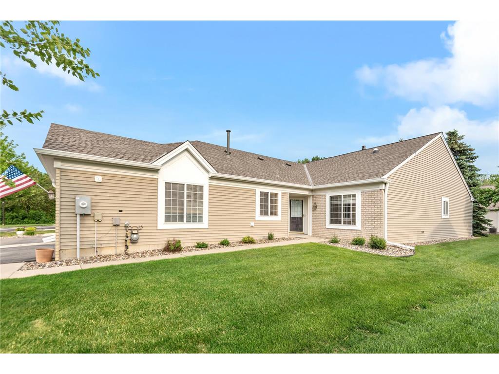 674 Lake View Drive Woodbury MN 55129 6372022 image1