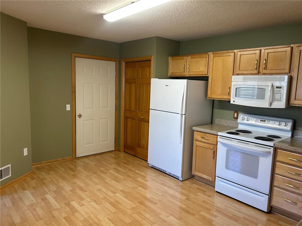 674 Lake View Drive Woodbury MN 55129 7058668 image13