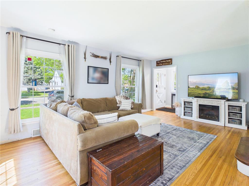 674 Montana Avenue E Saint Paul MN 55106 7069594 image11