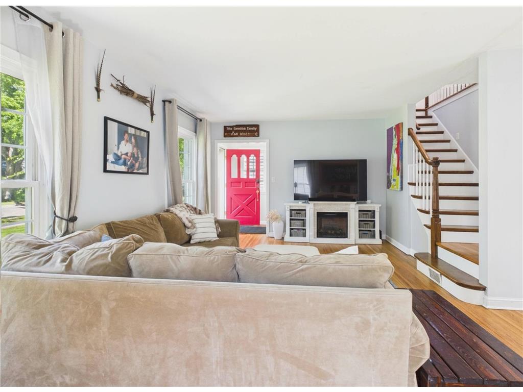 674 Montana Avenue E Saint Paul MN 55106 7069594 image12