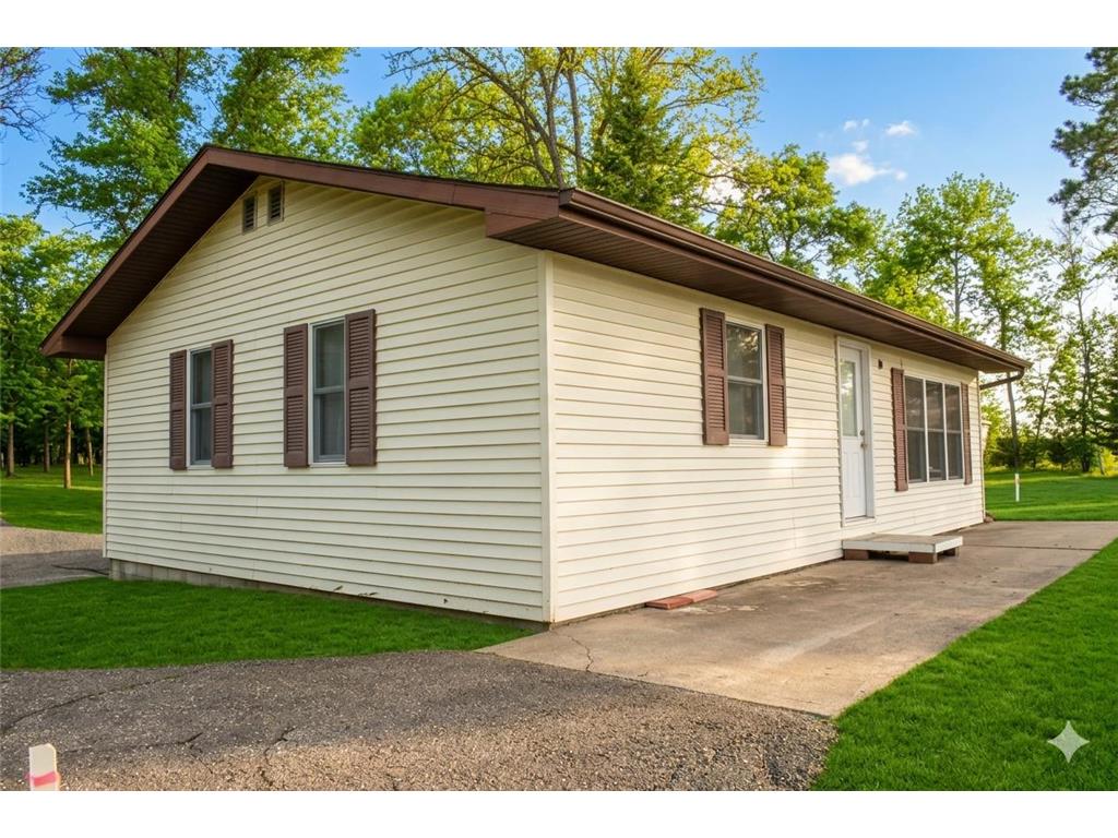 674 Shore Haven Lane #Cabin 6 Hackensack MN 56452 - Poquet 7065197 image1
