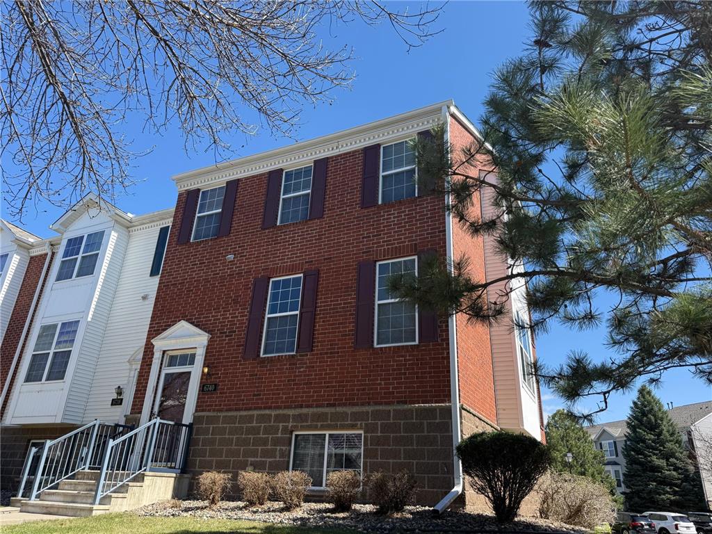 6740 158th Street W Apple Valley MN 55124 7057544 image1