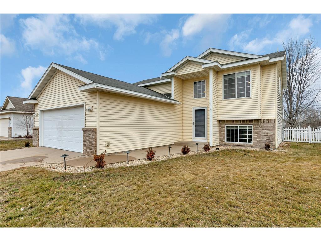 6743 Black Spruce Street Saint Cloud MN 56303 6468181 image1