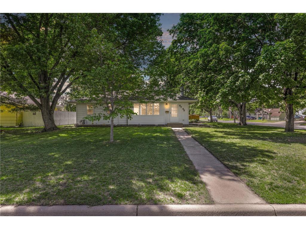 6743 Regent Avenue N Brooklyn Center MN 55429 6483600 image1