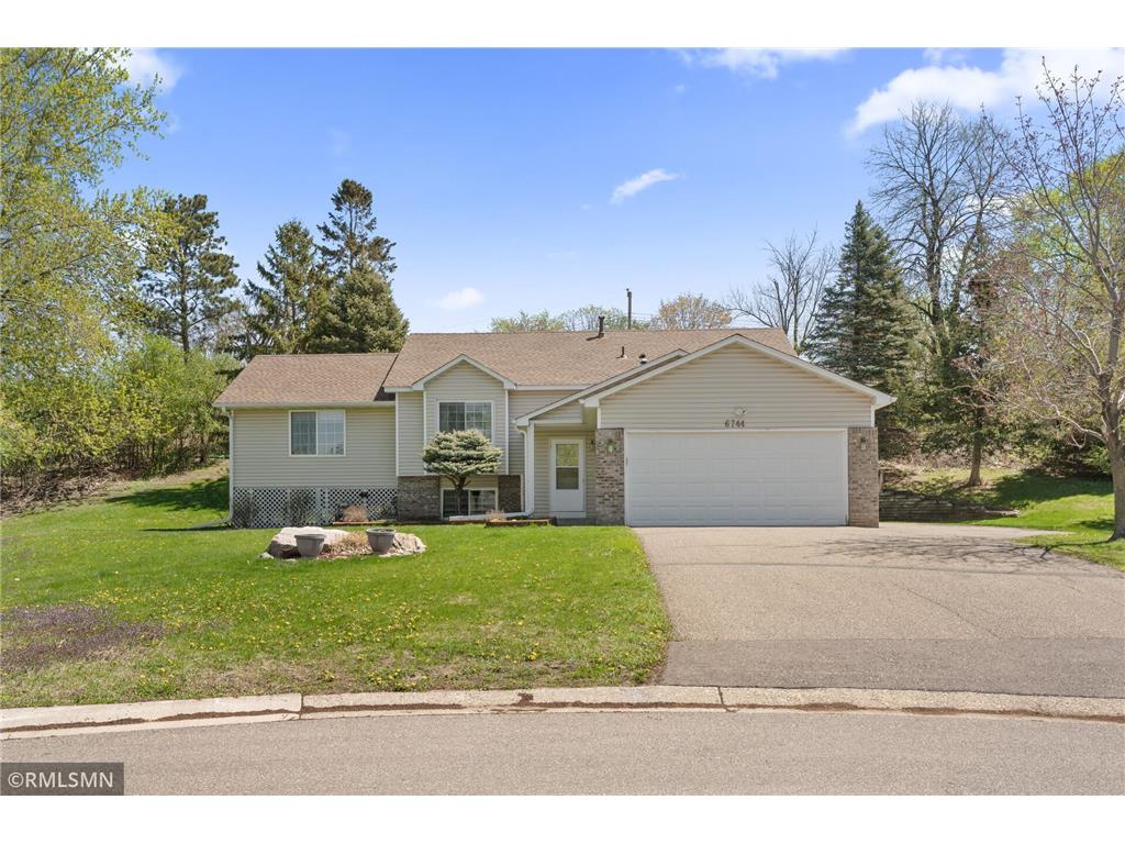 6744 13th Street Court N Oakdale MN 55128 6717131 image1