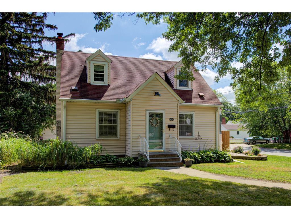 6745 Harriet Avenue, Richfield, MN 55423 MLS 6231826 Edina Realty