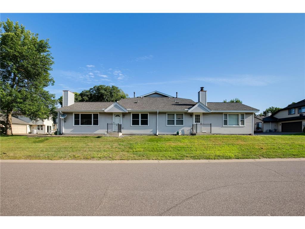 6746 Gretchen Court N Oakdale MN 55128 6586846 image1