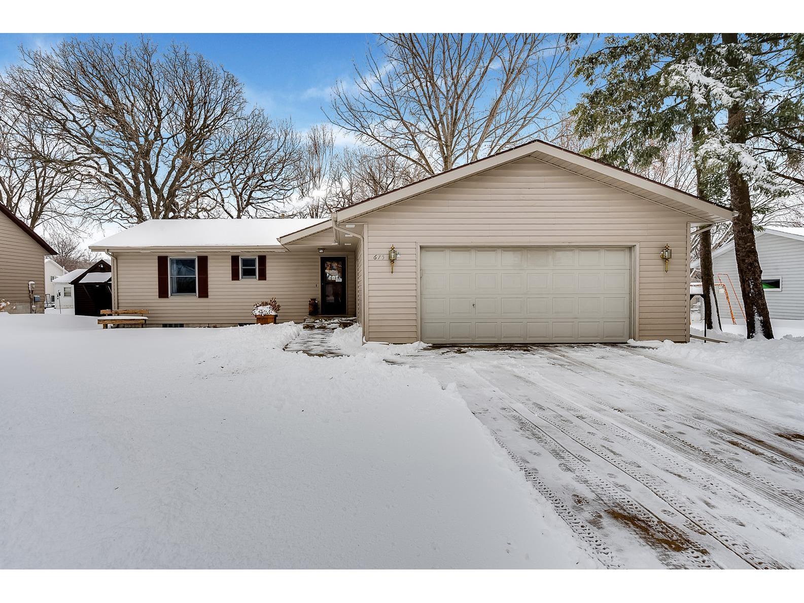 675 16th Street SW, Owatonna, MN 55060 MLS 5726093 Edina Realty