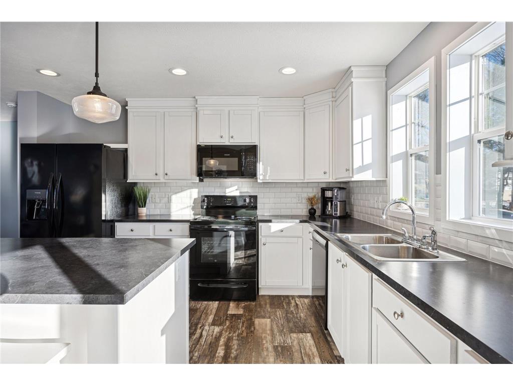 675 Brooks Street S Eden Valley MN 55329 7010977 image15