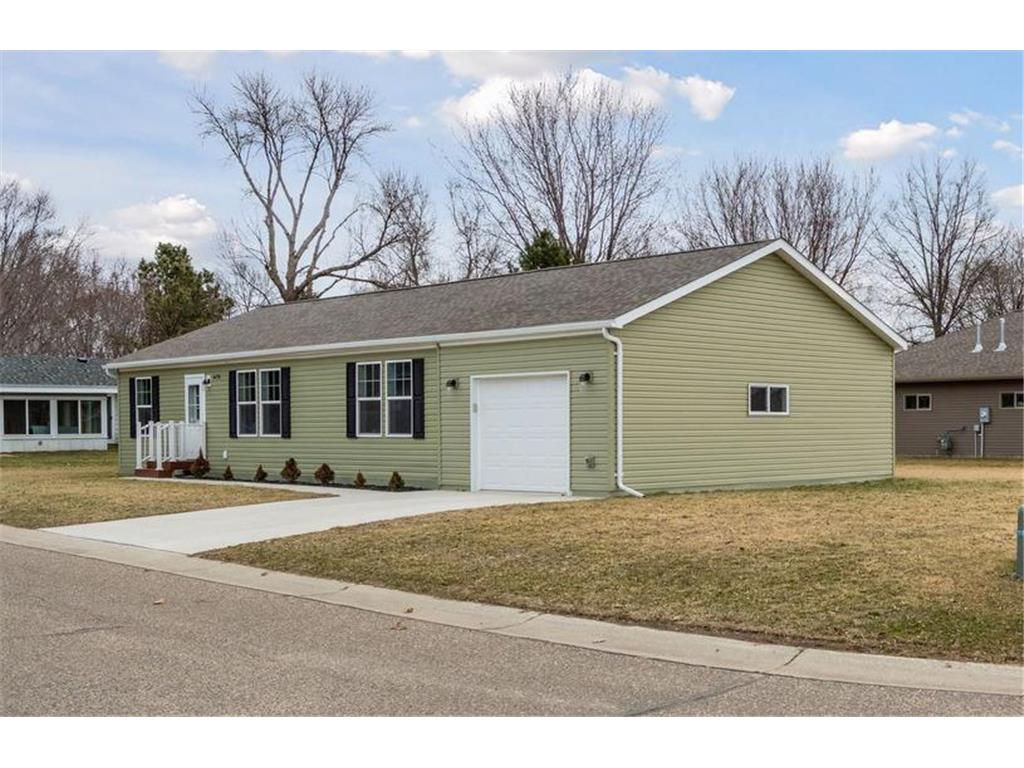 675 Brooks Street S Eden Valley MN 55329 7065362 image3