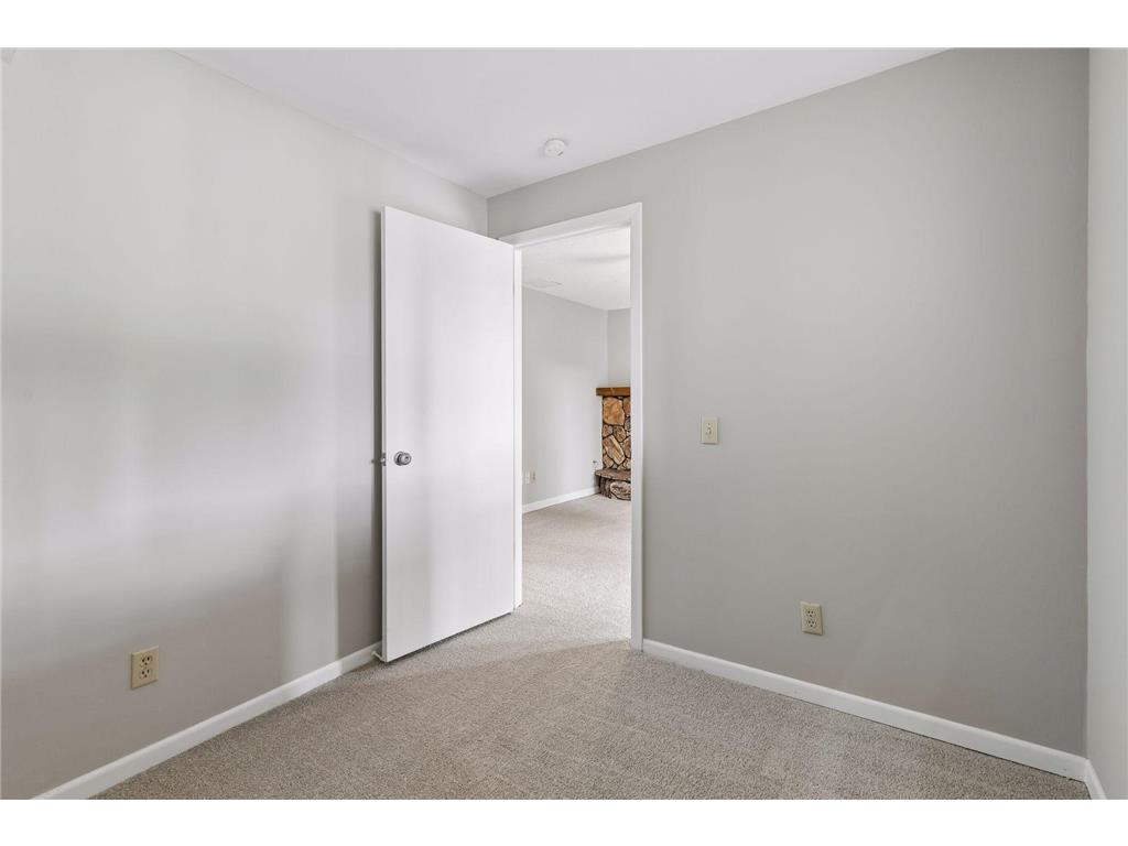 675 E 143rd Street Burnsville MN 55337 7098132 image23