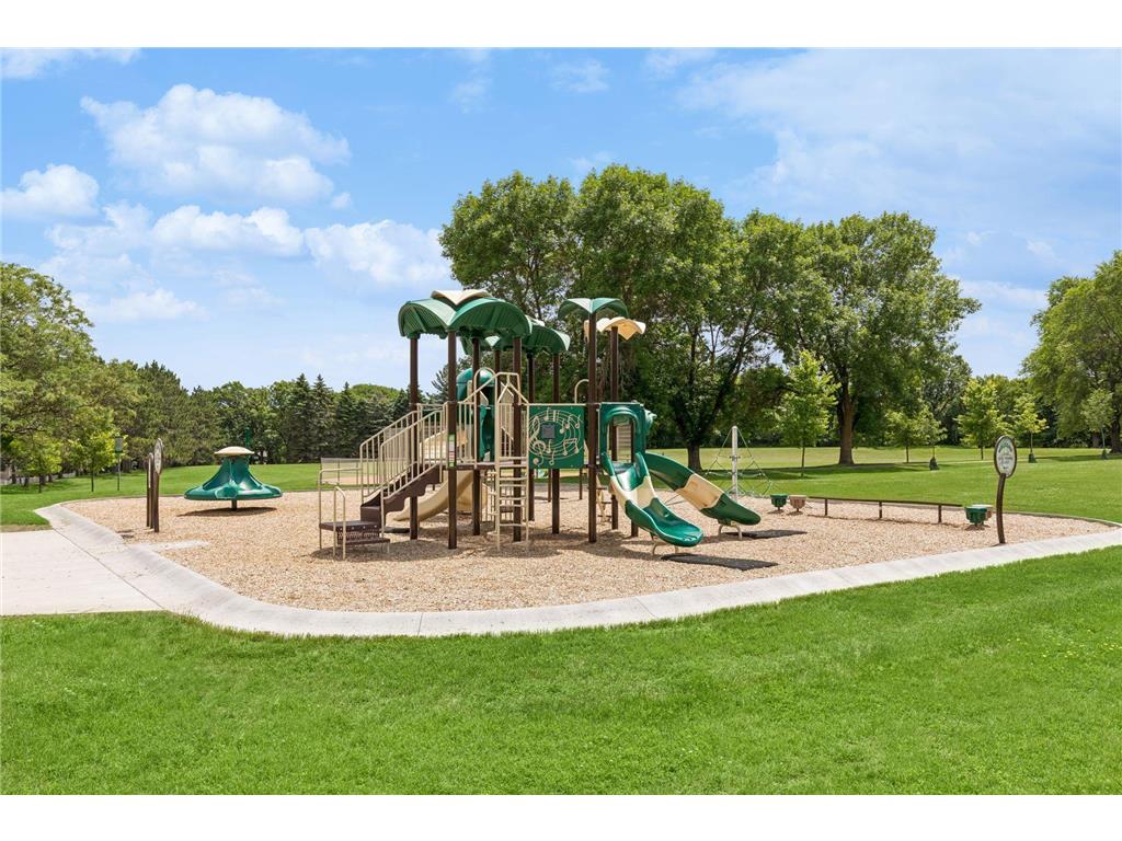 675 E 143rd Street Burnsville MN 55337 7098132 image34