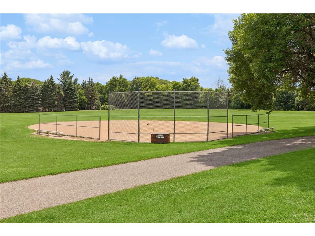 675 E 143rd Street Burnsville MN 55337 7098132 image36