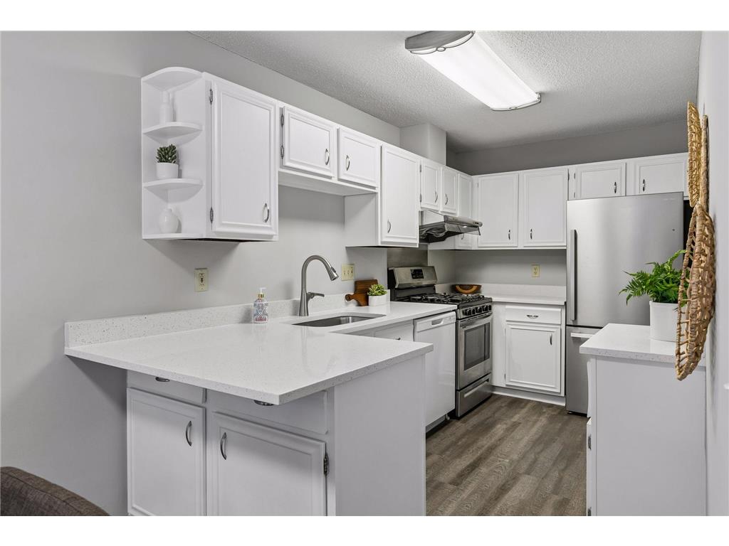 675 E 143rd Street Burnsville MN 55337 7098132 image8