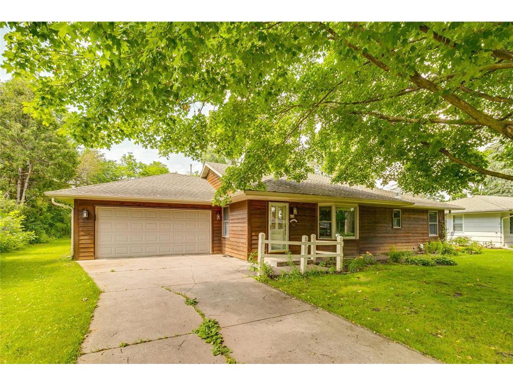 675 Harmony Circle, Wayzata, MN, 55391 MLS 6556611 Edina Realty