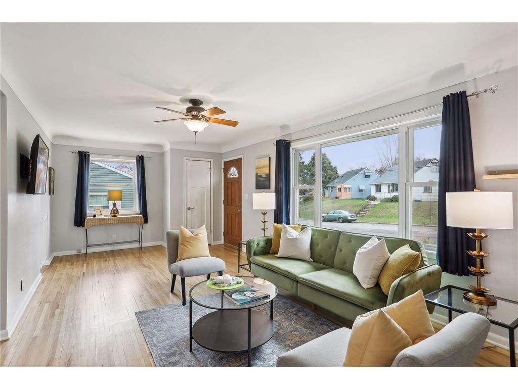 675 Jessamine Avenue W Saint Paul MN 55117 6512211 image1