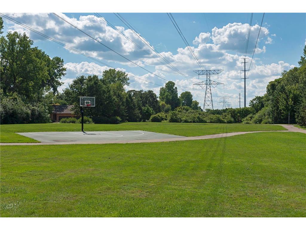 675 Koehler Road Vadnais Heights MN 55127 7043305 image62