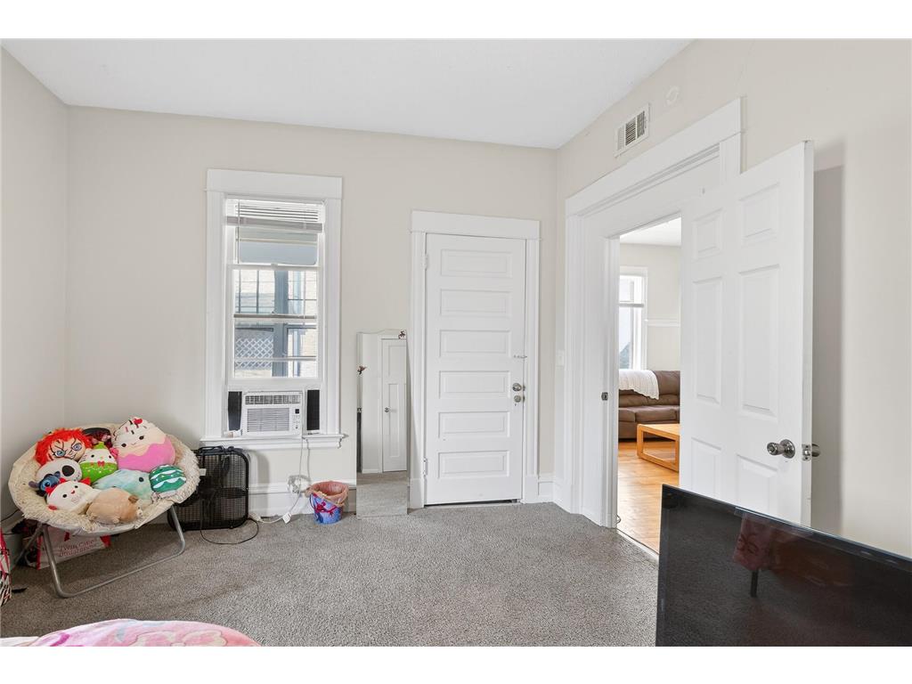 675 Lowry Avenue NE Minneapolis MN 55418 7077577 image8