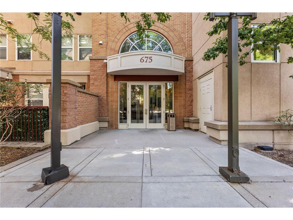 675 N 1st Street #402 Minneapolis MN 55401 6409445 image1