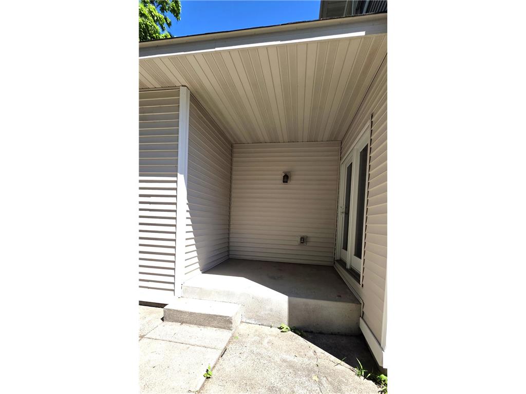 675 Otsego Street Saint Paul MN 55101 7088322 image5