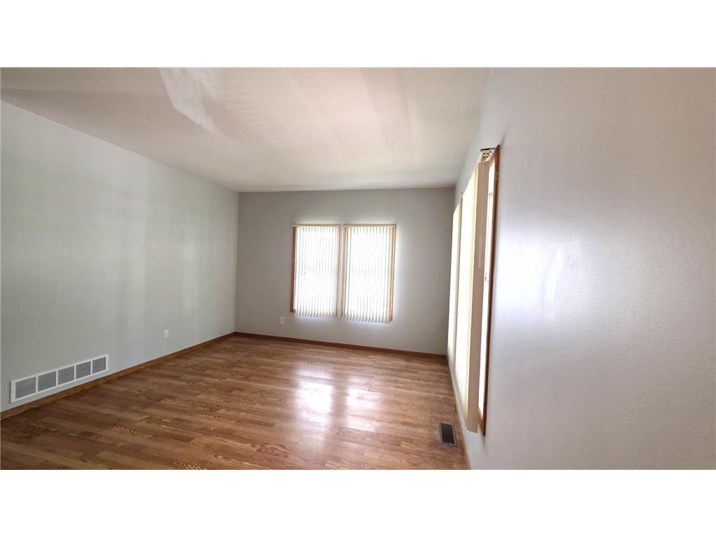 675 Otsego Street Saint Paul MN 55101 7088322 image9