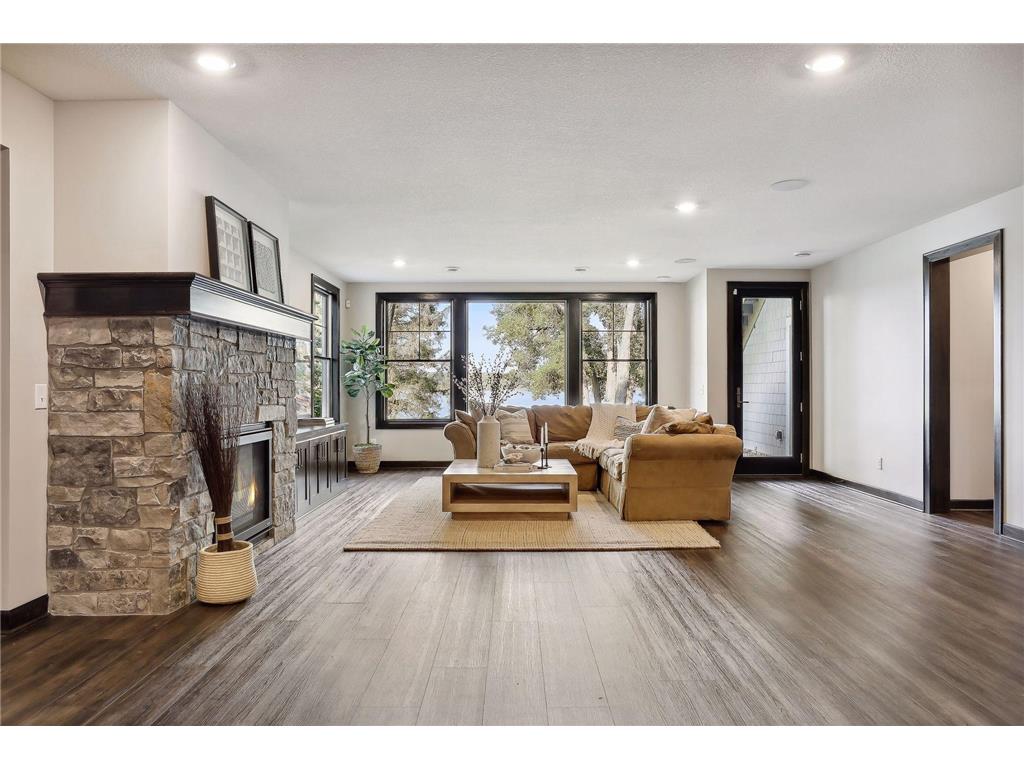 675 Sunset Court, Shoreview, MN, 55126 MLS 6460187 Edina Realty