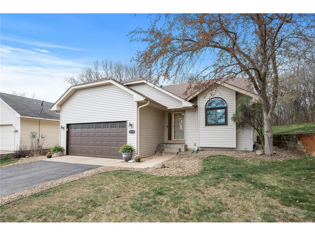 6751 132nd Street W Apple Valley MN 55124 6527725 image1