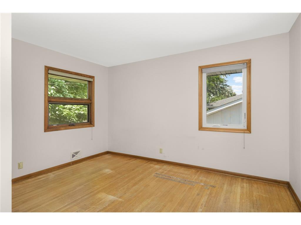 6751 Madison Street NE Fridley MN 55432 7085522 image19