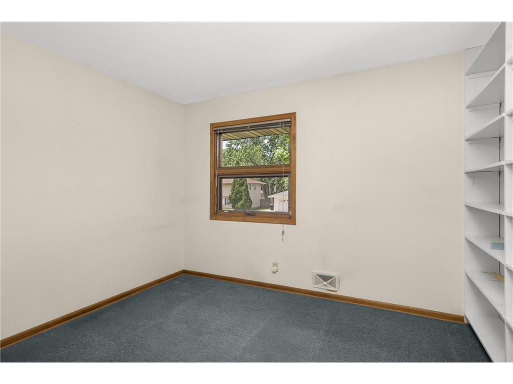 6751 Madison Street NE Fridley MN 55432 7085522 image21