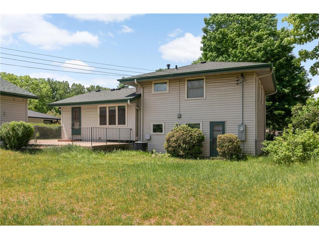6751 Madison Street NE Fridley MN 55432 7085522 image33