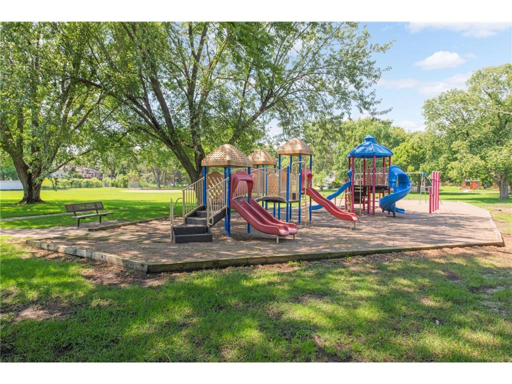6751 Madison Street NE Fridley MN 55432 7085522 image48
