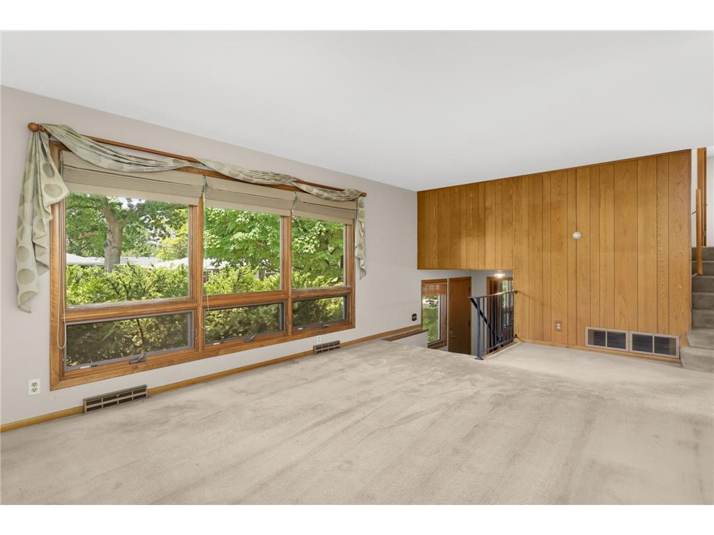 6751 Madison Street NE Fridley MN 55432 7085522 image7