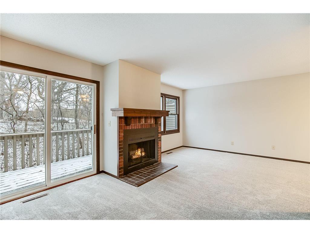 6756 Gretchen Lane N Oakdale MN 55128 6475973 image1