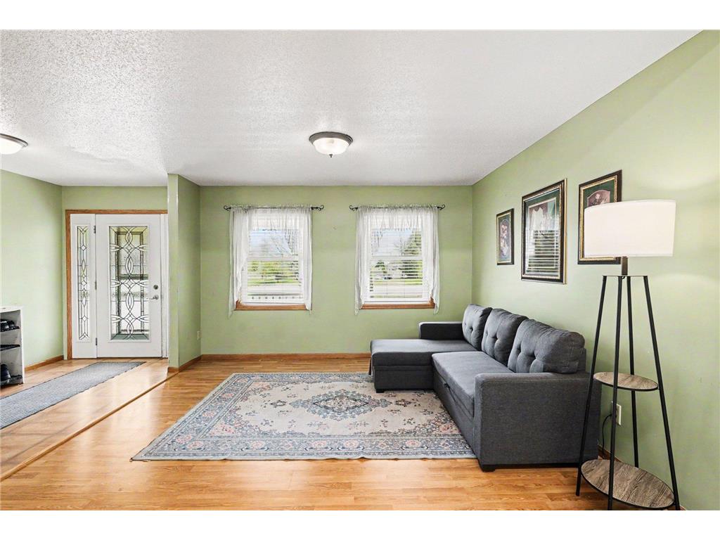 6758 401st Street North Branch MN 55056 7025254 image3