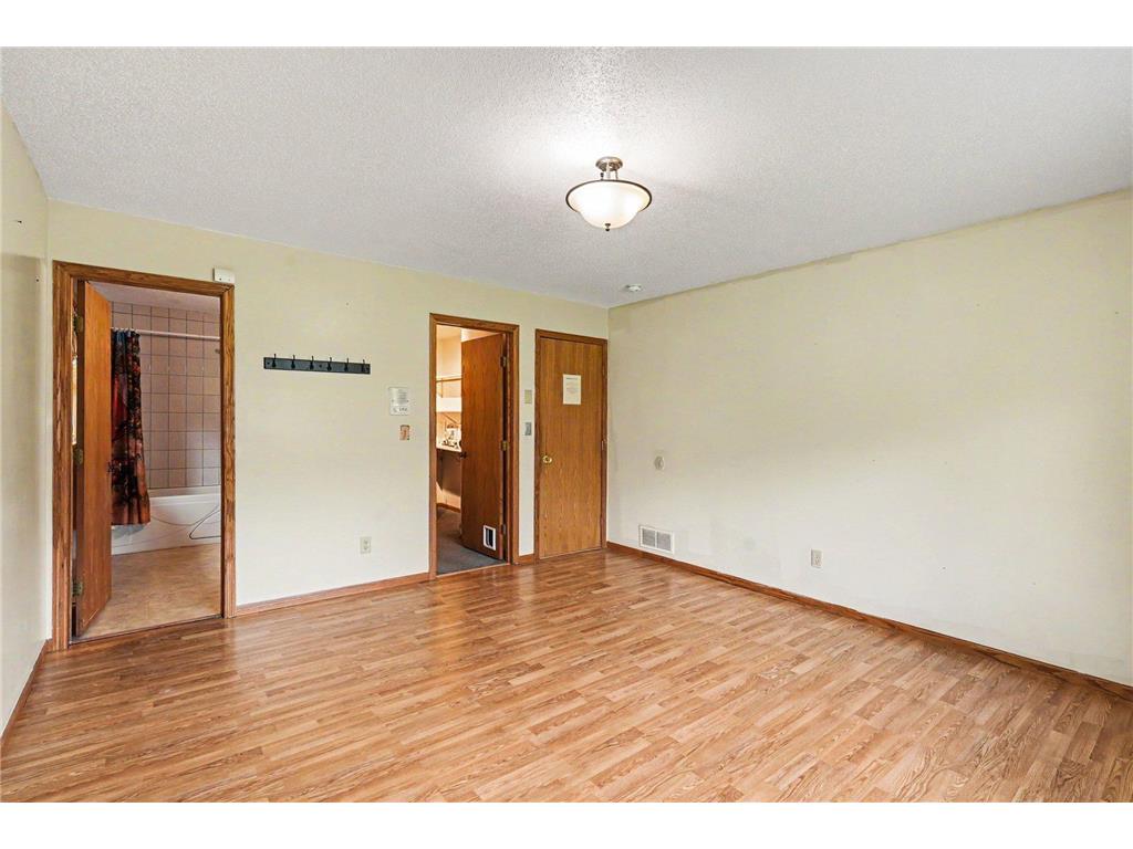6758 401st Street North Branch MN 55056 7025254 image9