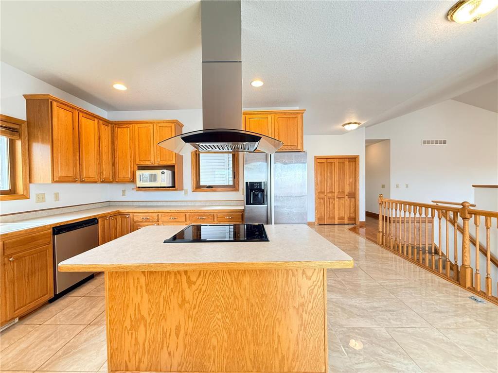 676 12th Avenue NW New Brighton MN 55112 7063442 image10