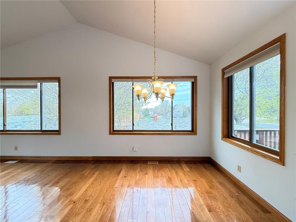 676 12th Avenue NW New Brighton MN 55112 7063442 image14