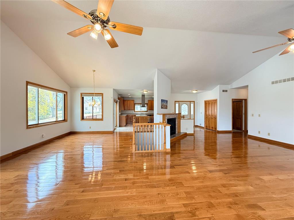 676 12th Avenue NW New Brighton MN 55112 7063442 image18