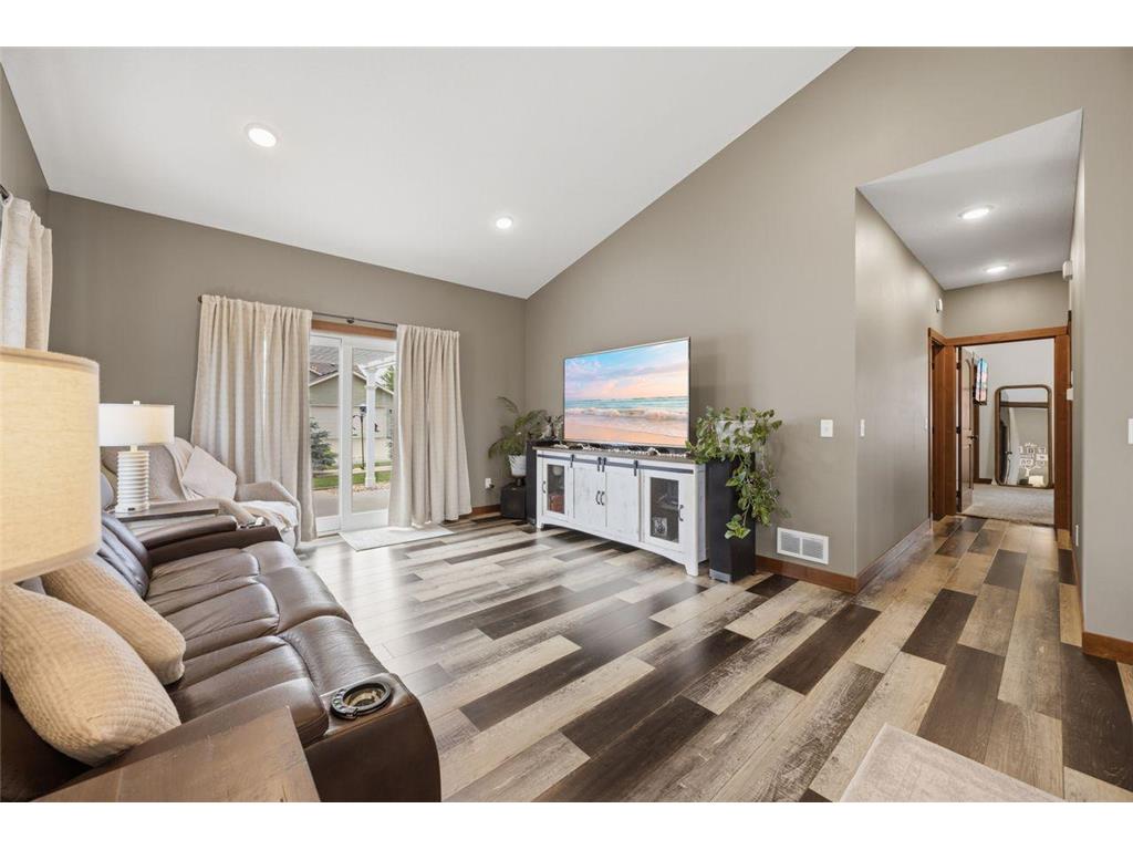 676 16th Street S Sartell MN 56377 7095757 image12