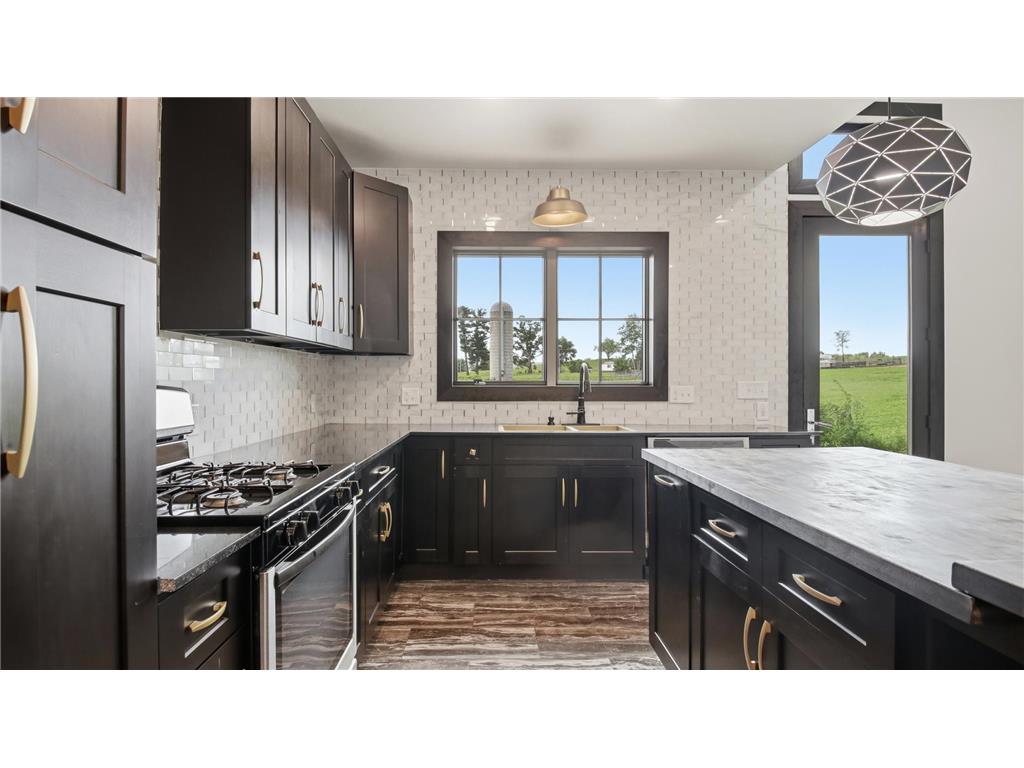 676 22 3/4 Street Prairie Lake Twp WI 54728 7095469 image6