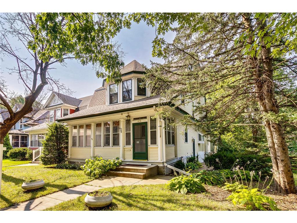 676 Como Avenue Saint Paul MN 55103 6592334 image1