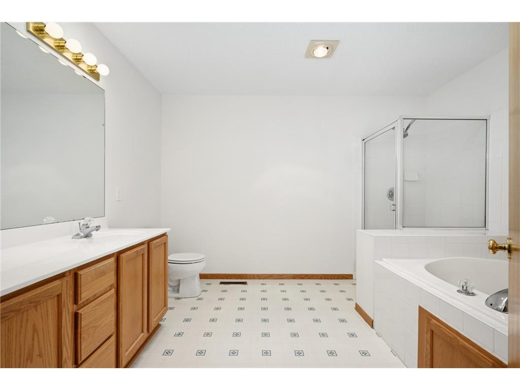 676 Falcon Ridge Road Woodbury MN 55125 7083810 image24