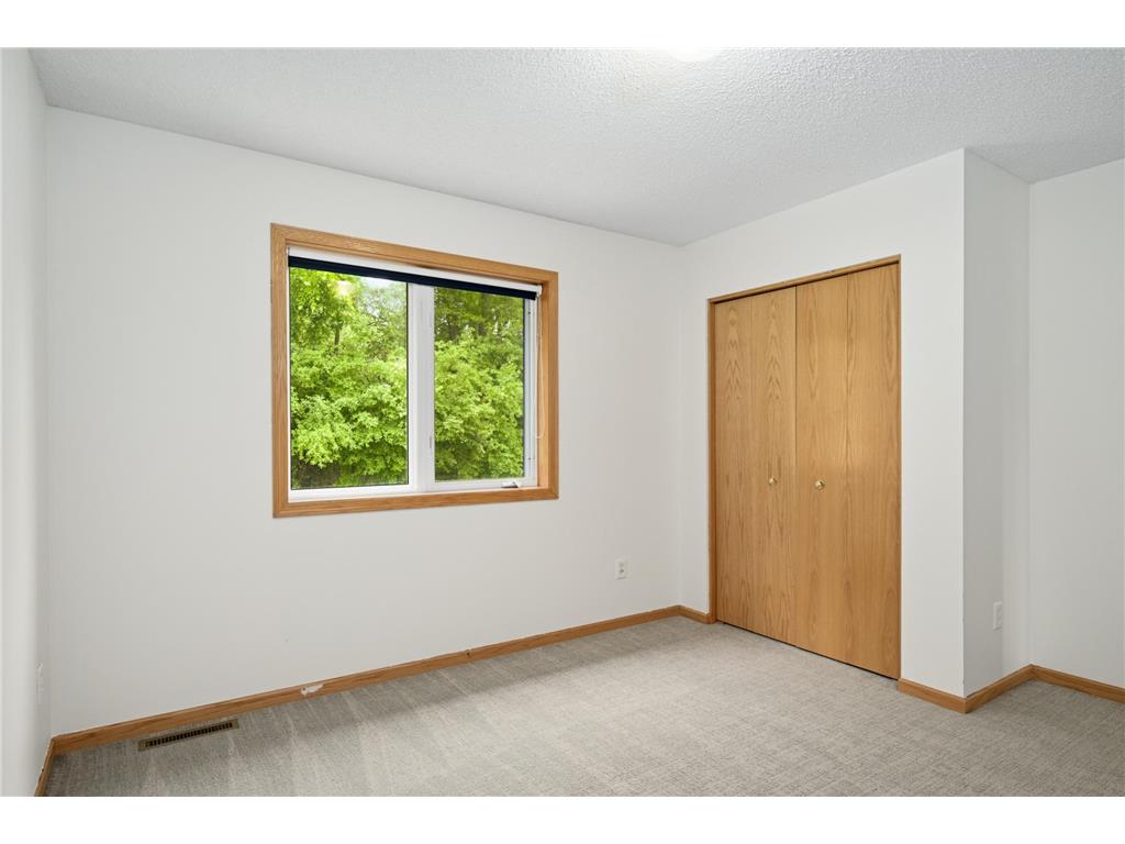 676 Falcon Ridge Road Woodbury MN 55125 7083810 image28
